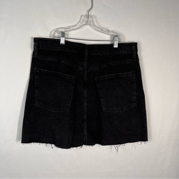 Madewell Black Rigid Denim A-Line Let-Down Raw Hem Mini Skirt in Colfax Wash 31 - Picture 5 of 6